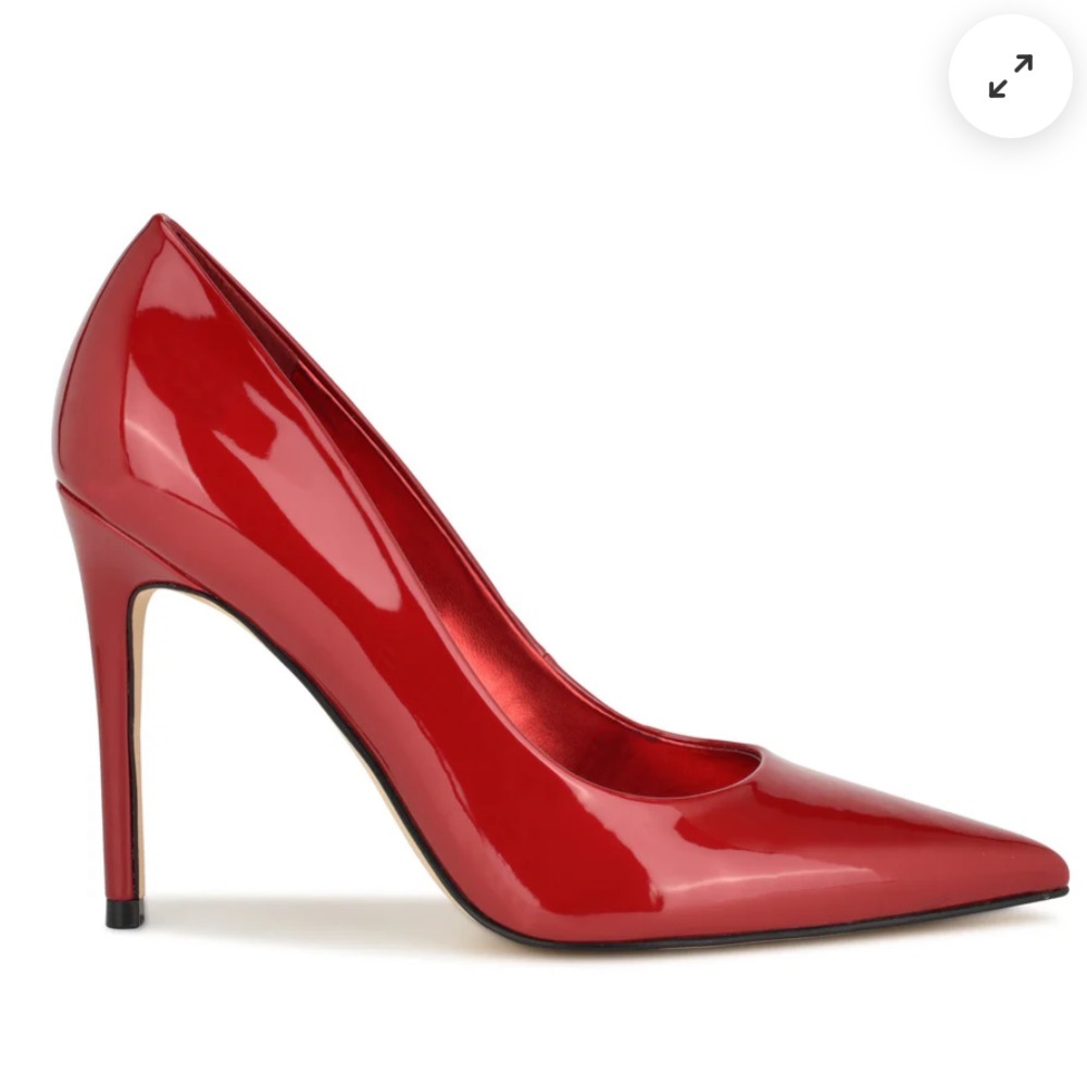 NWOT Red patent leather Fresh pointy toe pump.